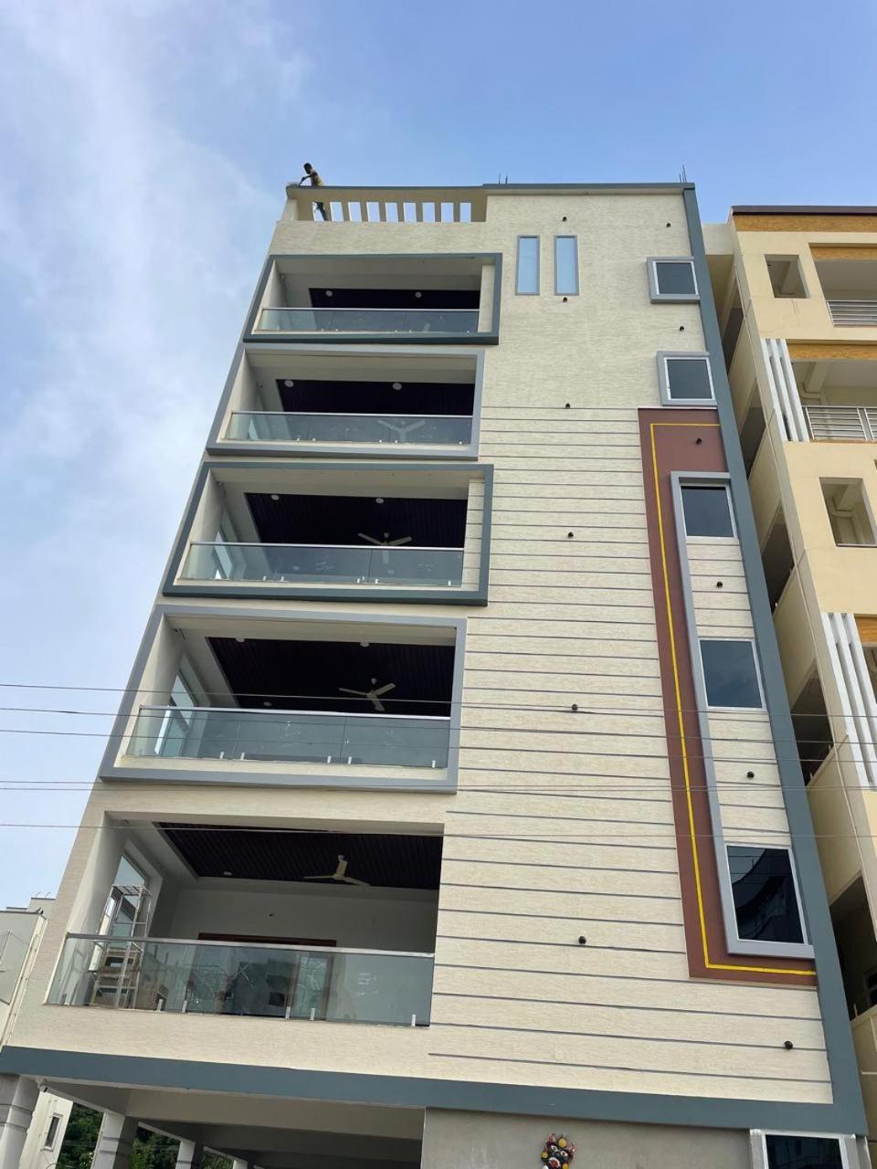 Nest Inn Homestay Τιρουπάτι Εξωτερικό φωτογραφία